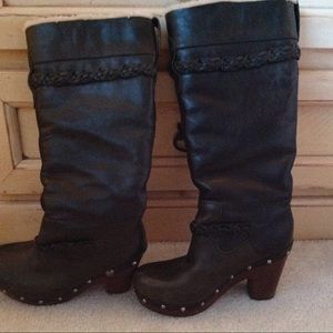 Ugg Boots Size 7 Never worn